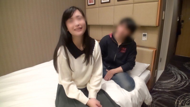 FC2-PPV-4640380 990 points until 3/23!! First shoot ※ She won't be satisfied with the first round. She doesn't care if she gets creampied! A