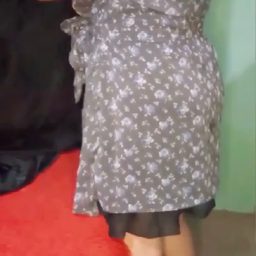 Crot Dimemek Pembantu Lagi Beresin Kamar
