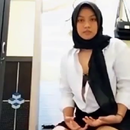 Dina Hijab Vcs Ngangkang Buka Baju