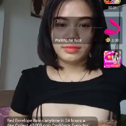 Gwen Buka Baju Colmek Sangar Banget