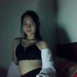 Kak Sri Cewek Tiktok Pamer Daleman Desah Menggoda