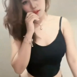 Lilya Cewek Tiktok Pamer Meki Ngangkang