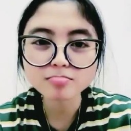 Piyu Lepas Pakaian Belang Live Mandi