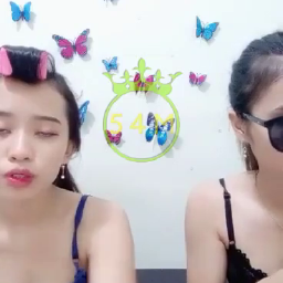 Shelly Duet Sama Friend Live