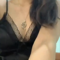 Wanda Janda Cantik Omek Sebelum Tidur Ngebokep