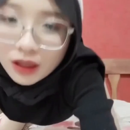 Abg Hijab Kacamata Sange Berat